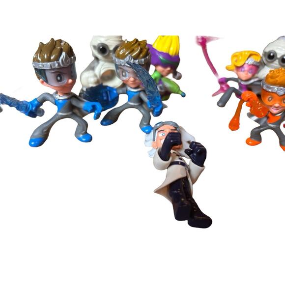 Ninja Kidz Lot Of Figures 12 Pieces Mummy Disc Girl Boy - Picture 6 of 9